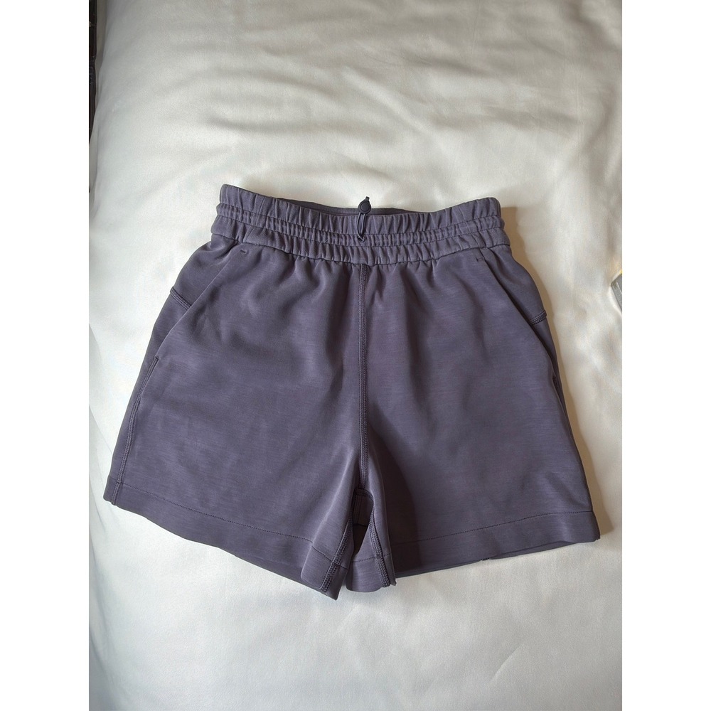 Lululemon Softstreme High-Rise Short 4" Purple Grey Size 2 Drawcord LW7CAXS